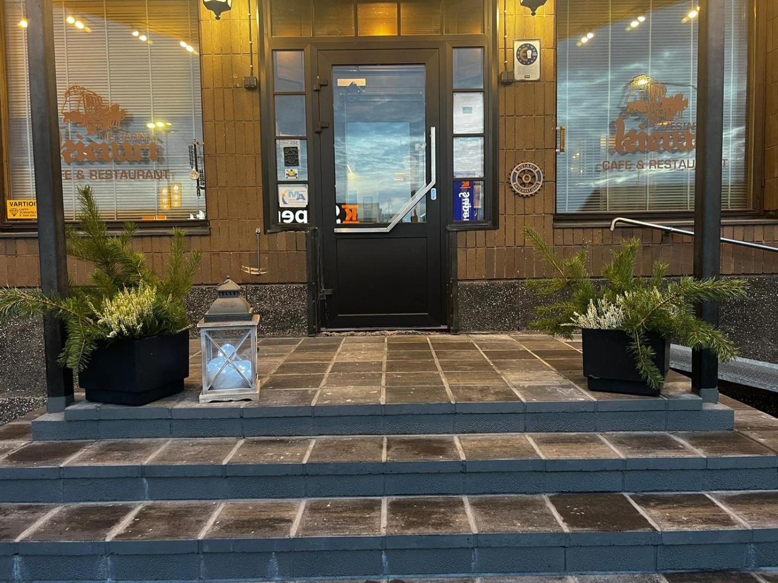 Hotel Mestarin Kievari Kemijärvi Екстериор снимка