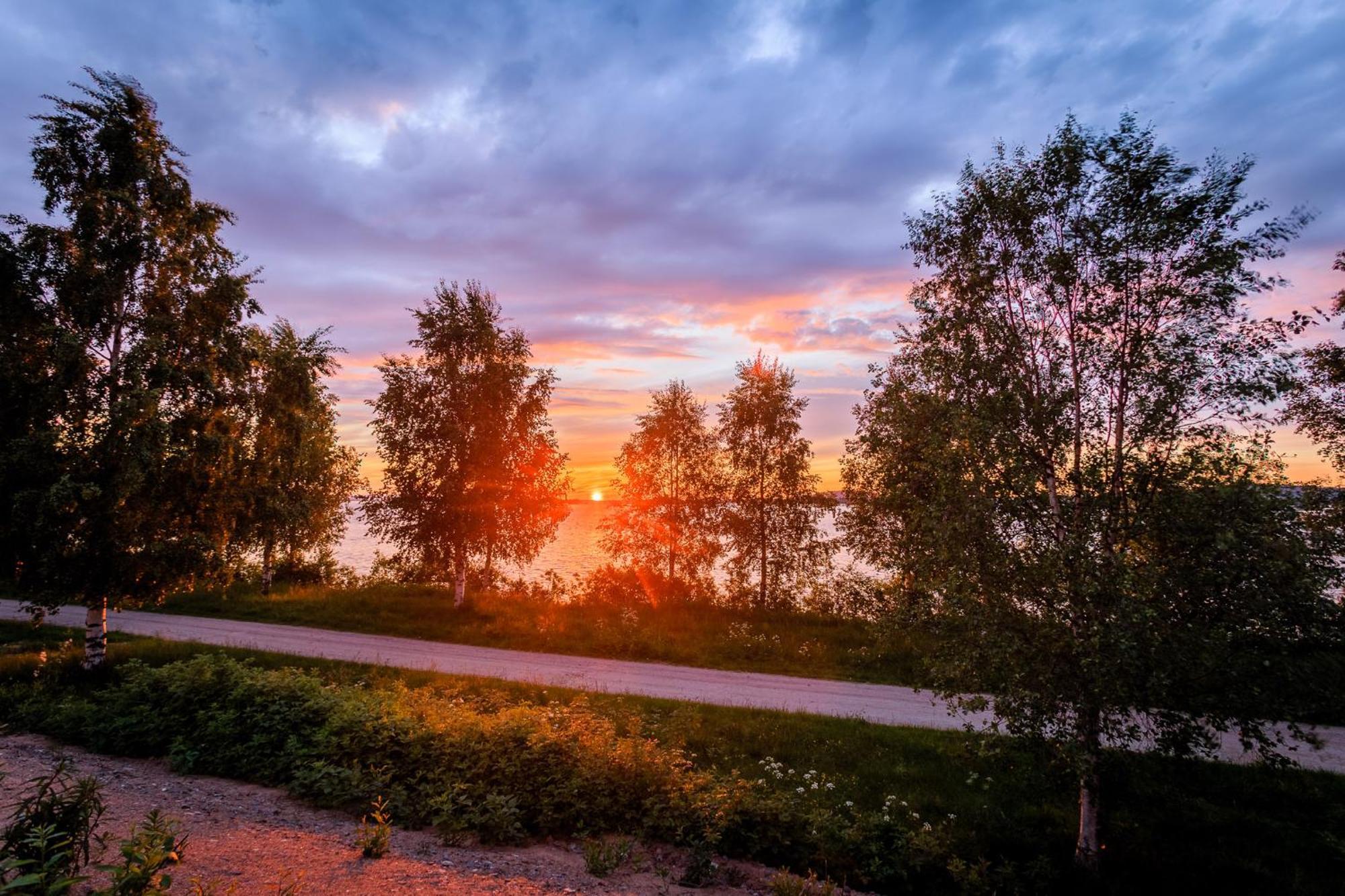 Hotel Mestarin Kievari Kemijärvi Екстериор снимка